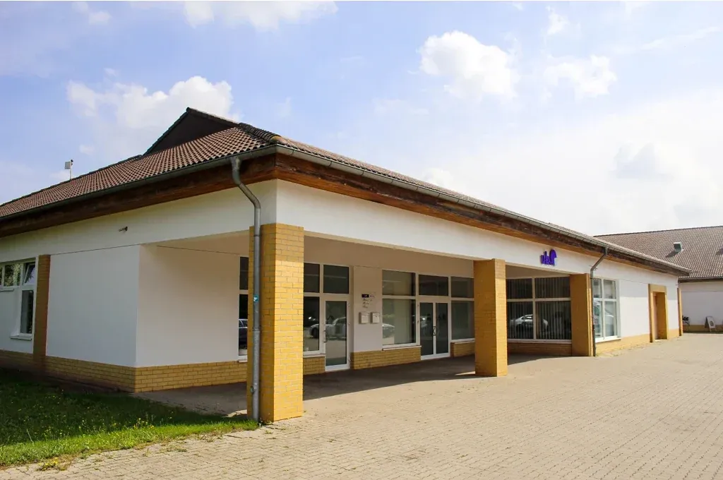 Firmengebäude der ub.unitel GmbH in Sandersdorf-Brehna von außen